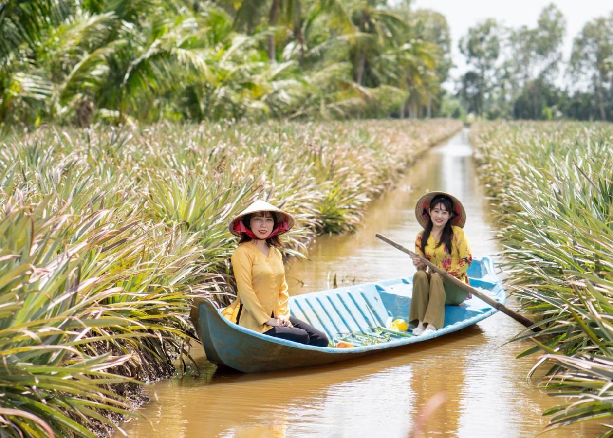 Отель Khach San Bong Sen Vi Thanh Экстерьер фото